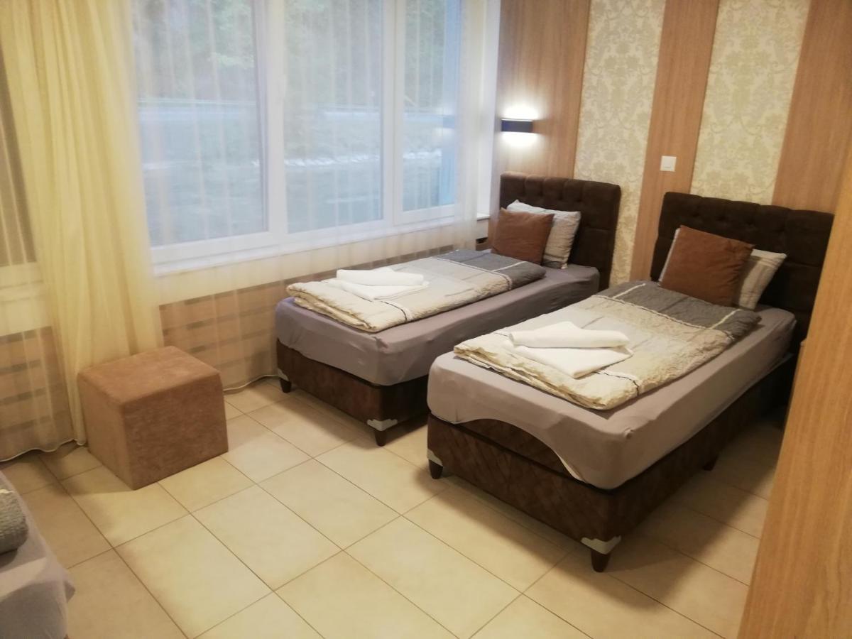 Helvetia Hotel Seewen  ภายนอก รูปภาพ