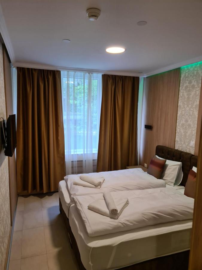 Helvetia Hotel Seewen  ภายนอก รูปภาพ